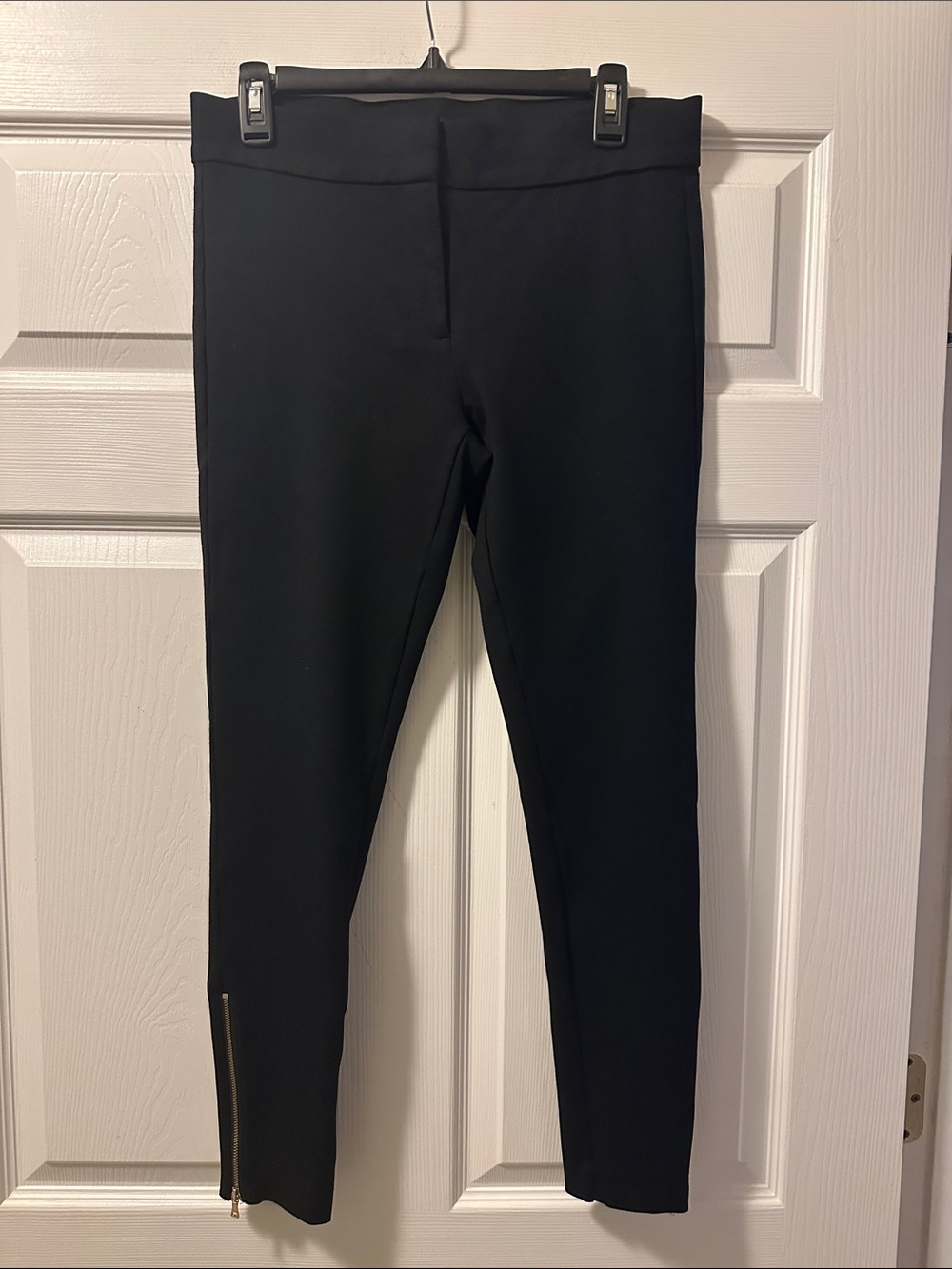 Women's LOFT Black Ponte Knit Pull-On Legging Pants with Ankle Zipper - Size 8